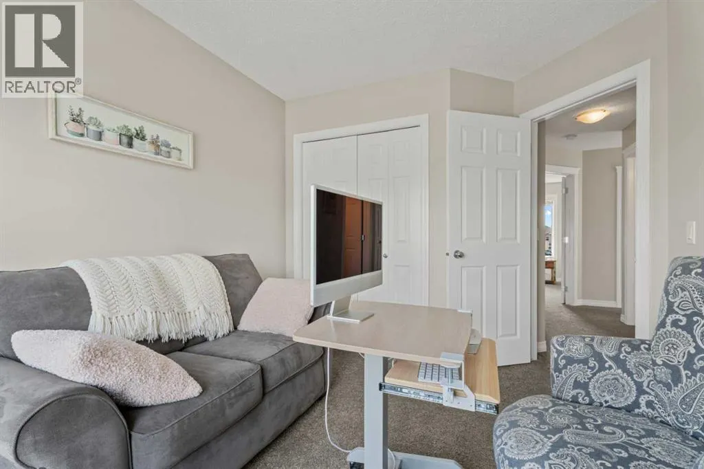 26 Crystal Shores Crescent