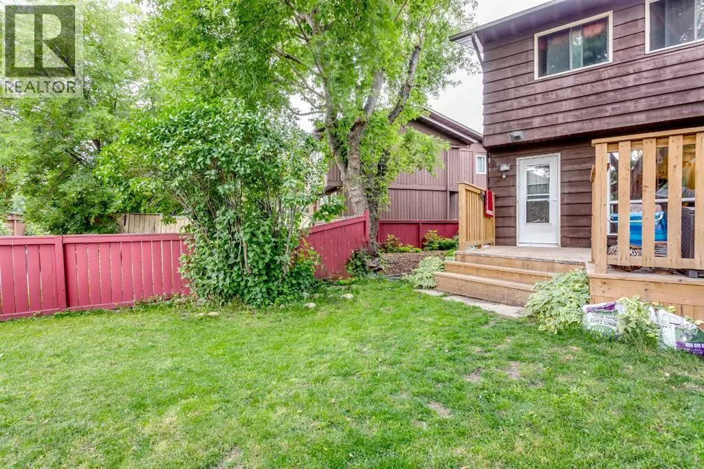 119 Whiteridge Place NE