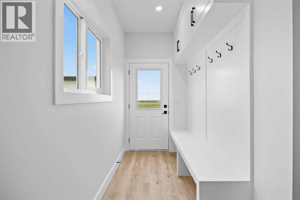 192 Saddlelake Manor NE