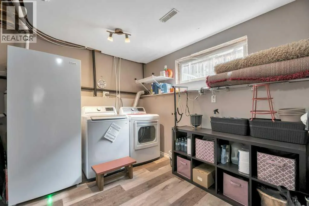285 West Creek Springs