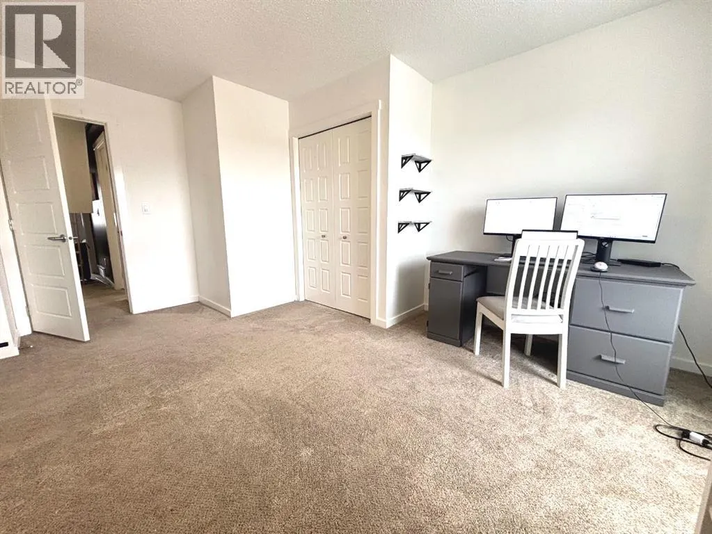 1513, 2400 Ravenswood View SE