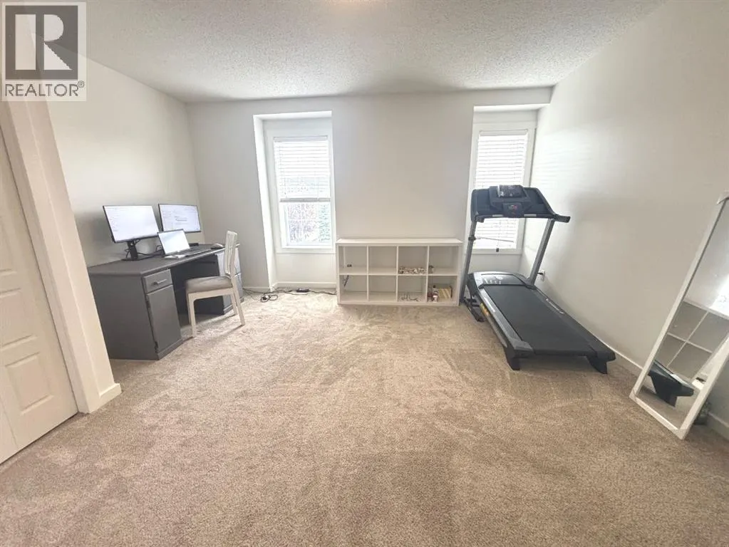 1513, 2400 Ravenswood View SE