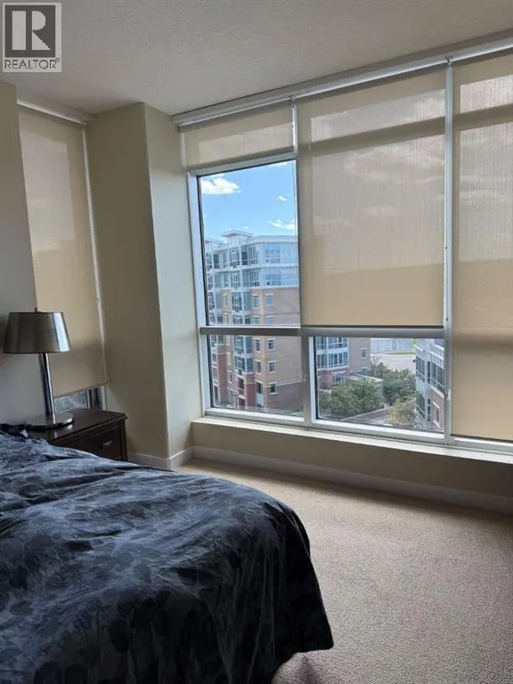 701, 16 Varsity Estates Circle NW