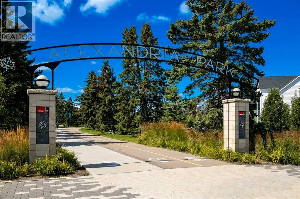 117, 330 Dieppe Drive SW