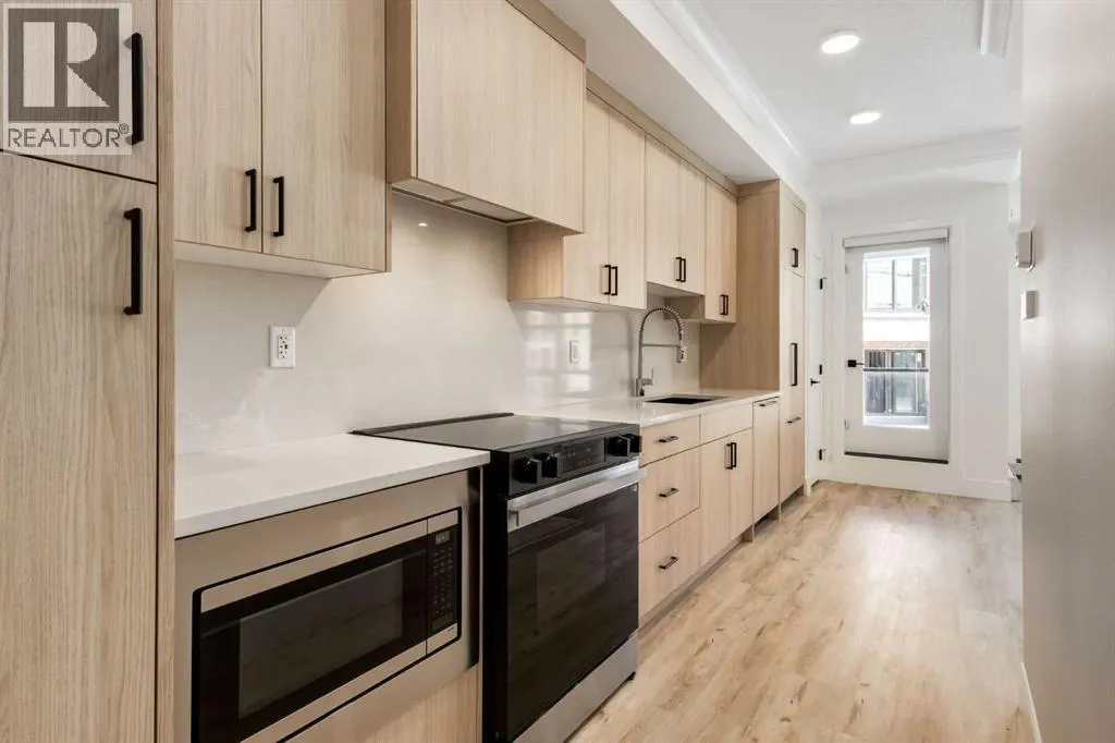 117, 330 Dieppe Drive SW