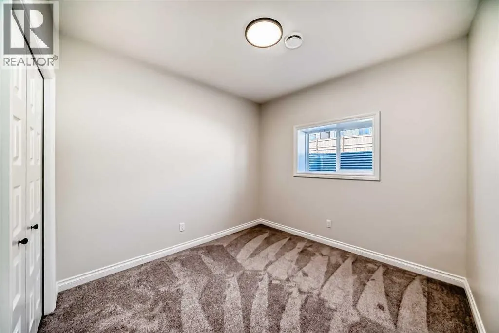 375 Homestead Grove NE