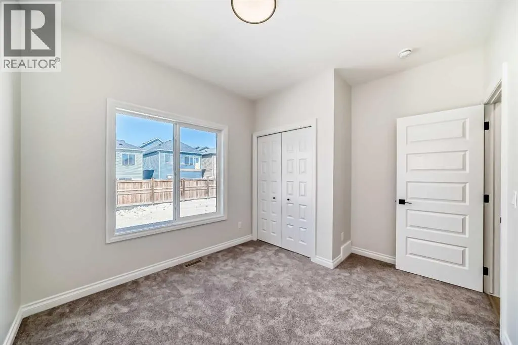 375 Homestead Grove NE