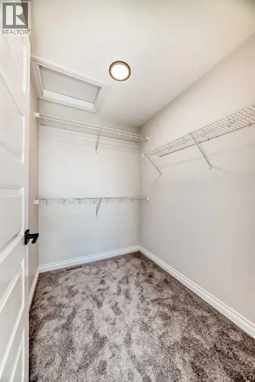 375 Homestead Grove NE