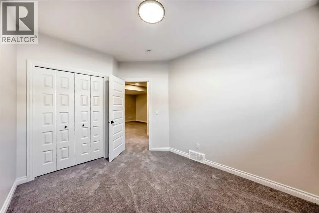 375 Homestead Grove NE