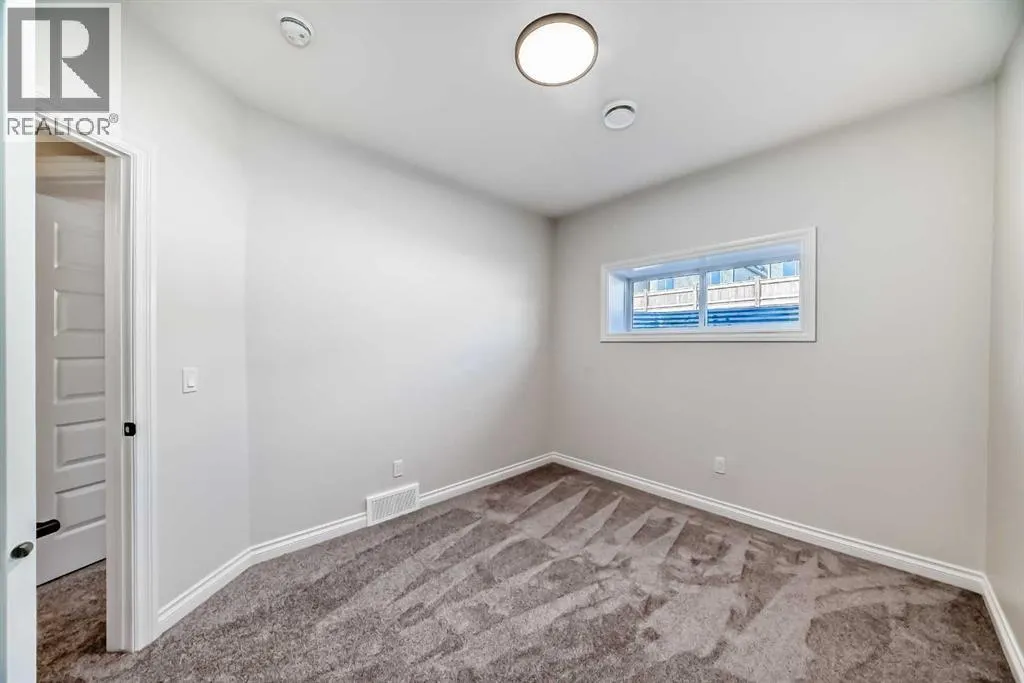 375 Homestead Grove NE