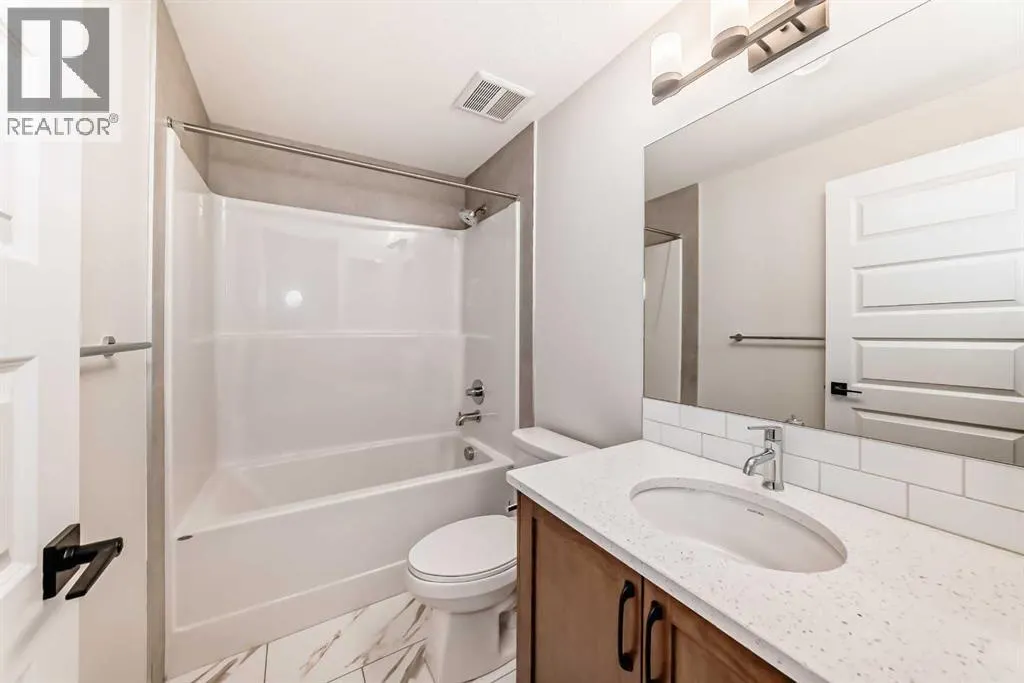 375 Homestead Grove NE
