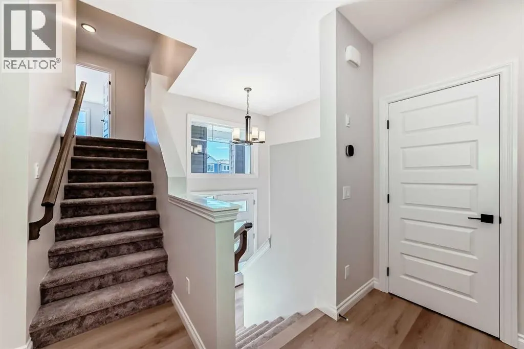 375 Homestead Grove NE