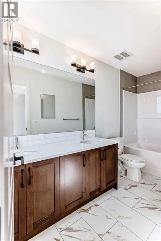 375 Homestead Grove NE