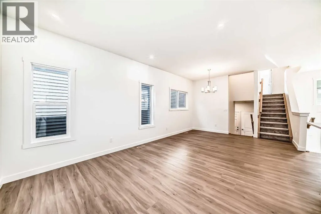 367 Homestead Grove NE