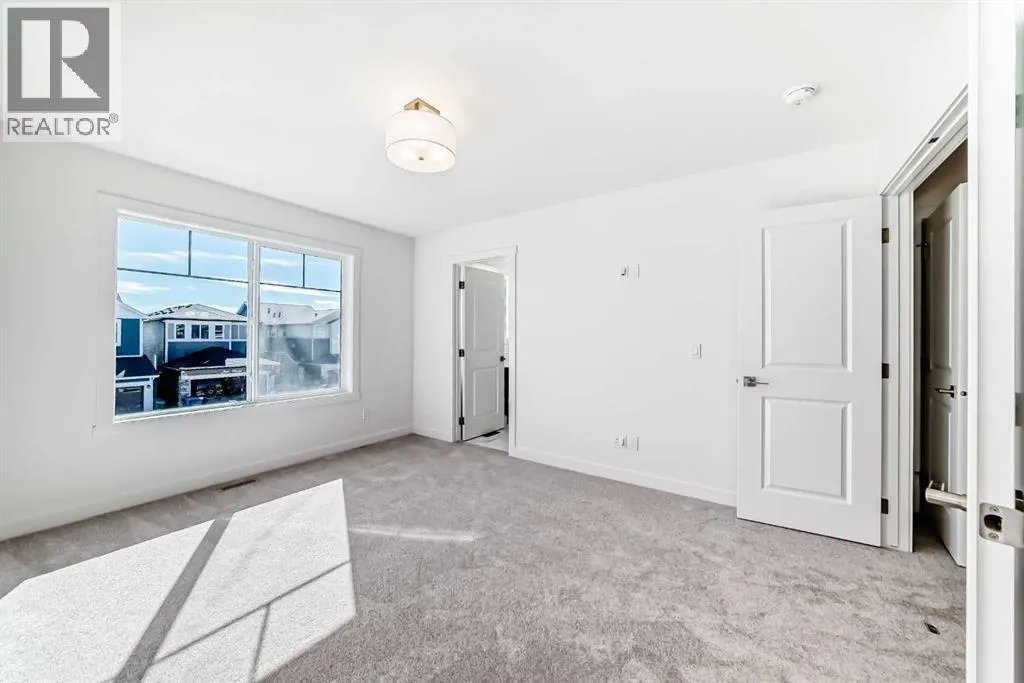 367 Homestead Grove NE