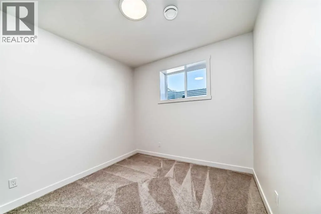 367 Homestead Grove NE