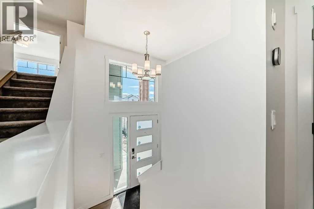 367 Homestead Grove NE