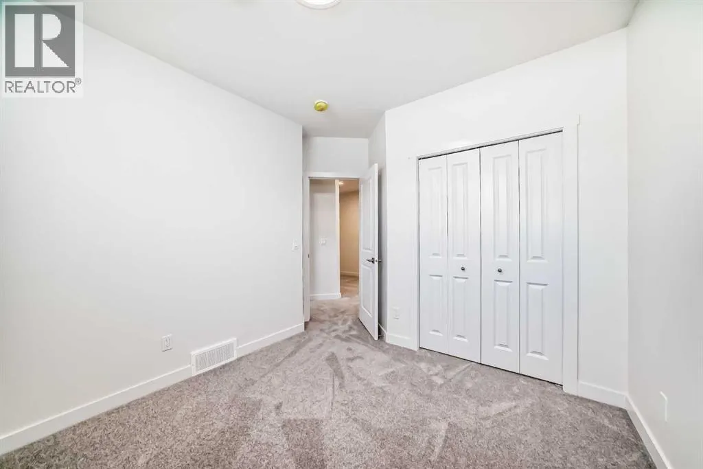 367 Homestead Grove NE
