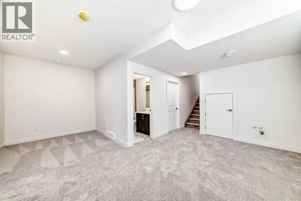 367 Homestead Grove NE
