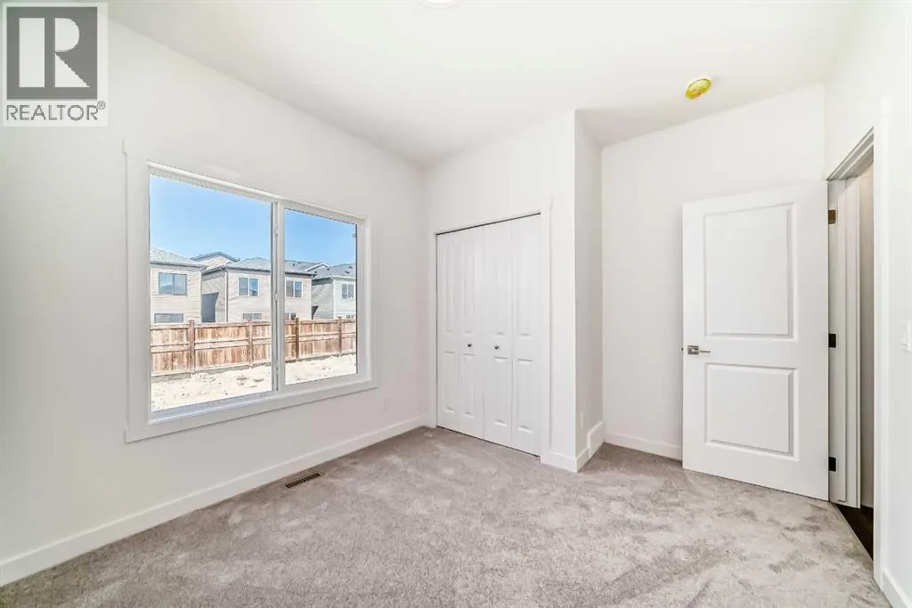 367 Homestead Grove NE