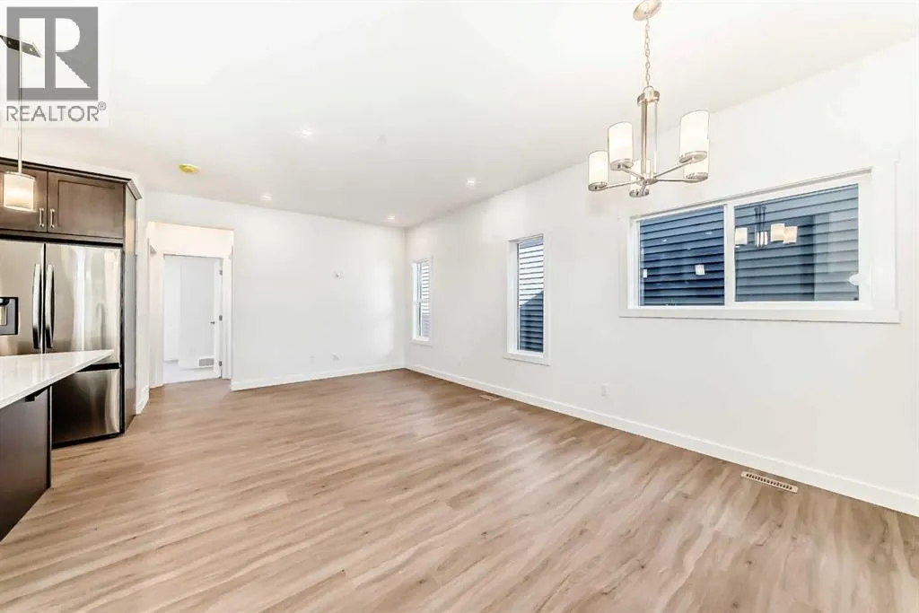 367 Homestead Grove NE