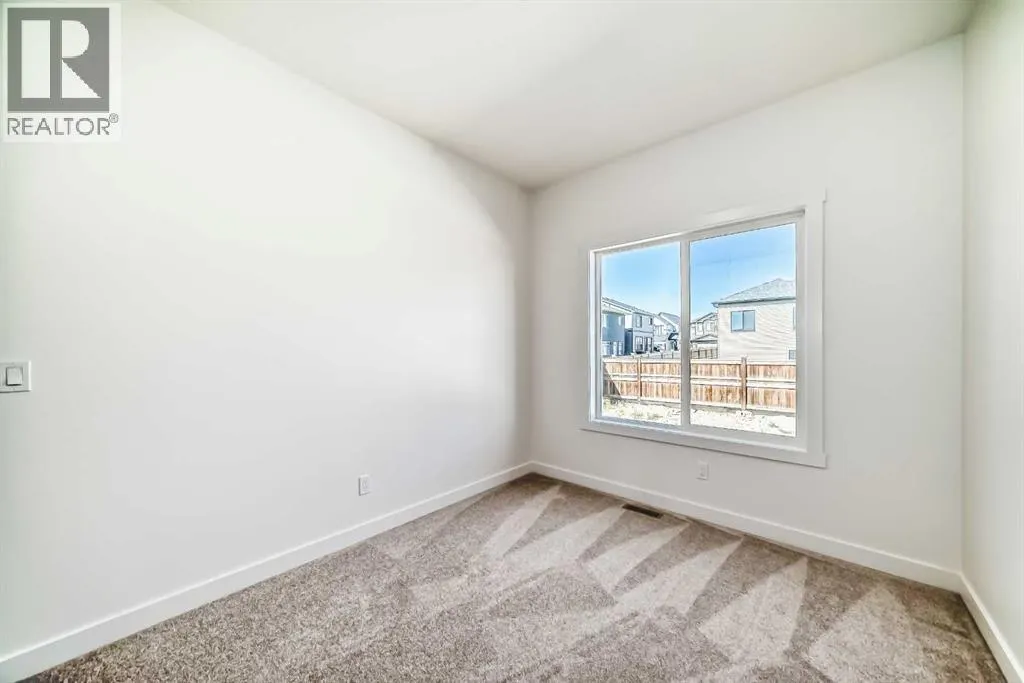 367 Homestead Grove NE