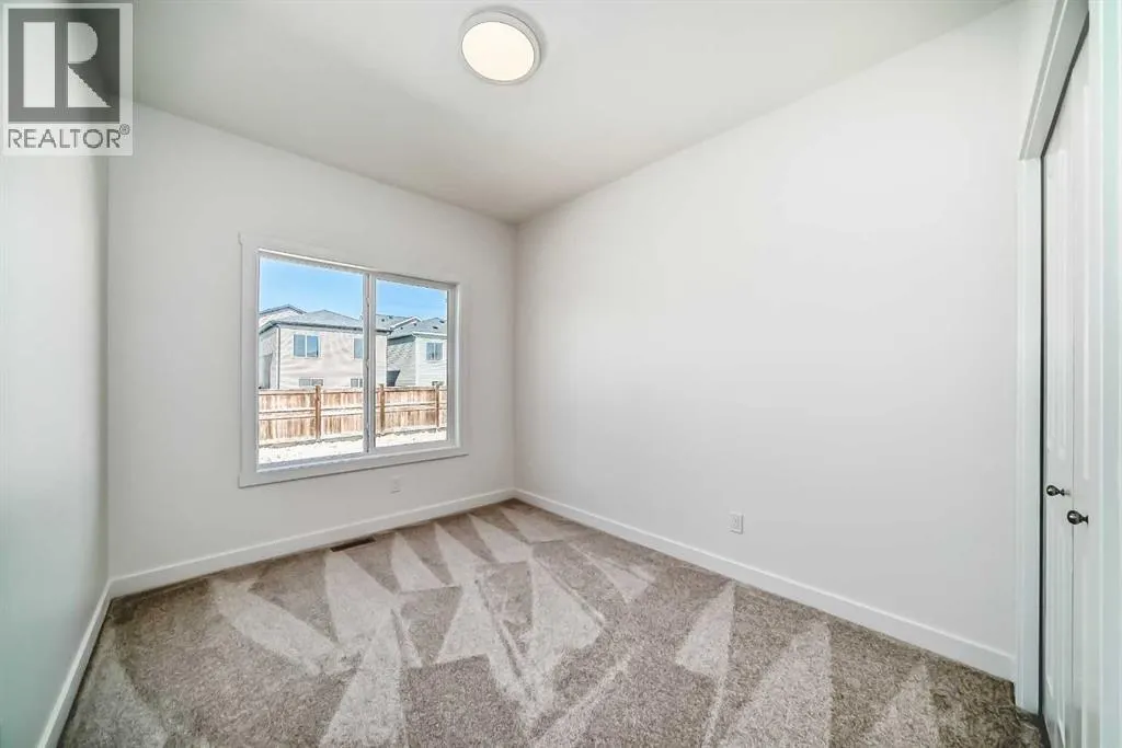 367 Homestead Grove NE