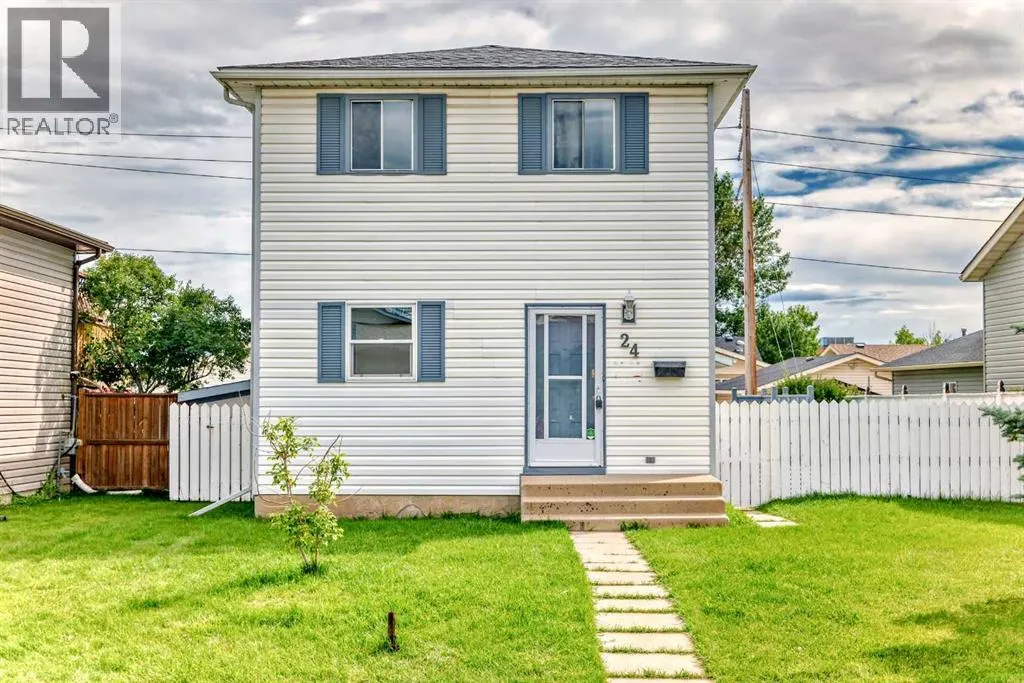 24 Castlebrook Rise NE