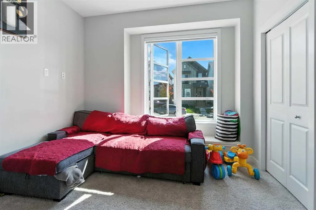 268 Savanna Terrace NE