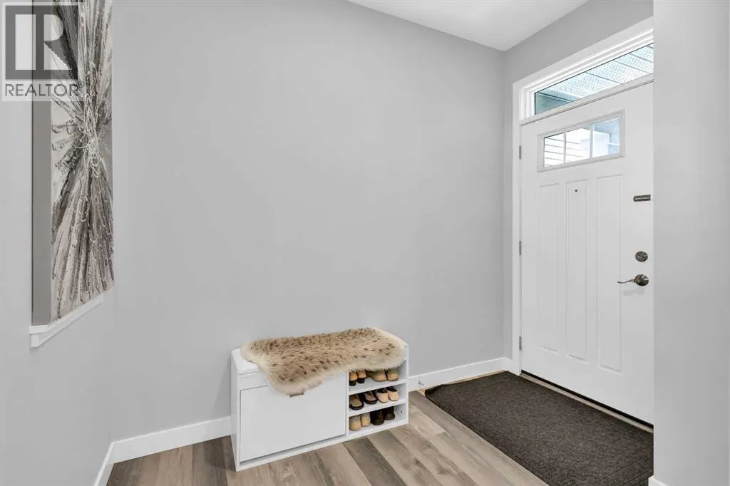 89 howse Common NE