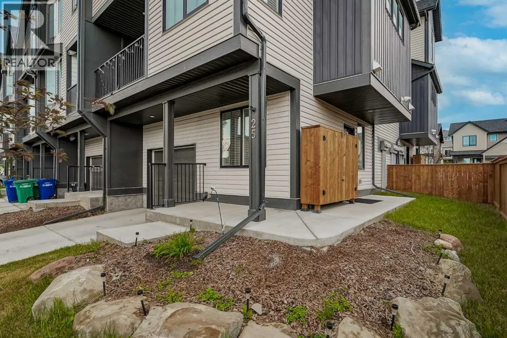 25 South Point Manor SW
