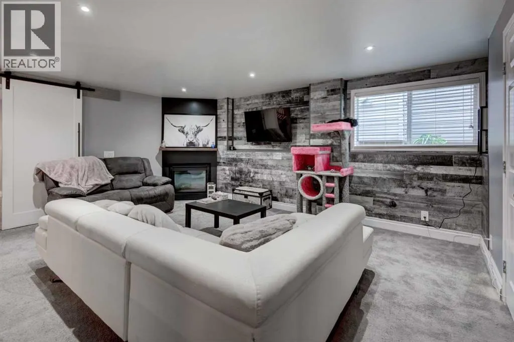 171 Bridlewood Circle SW