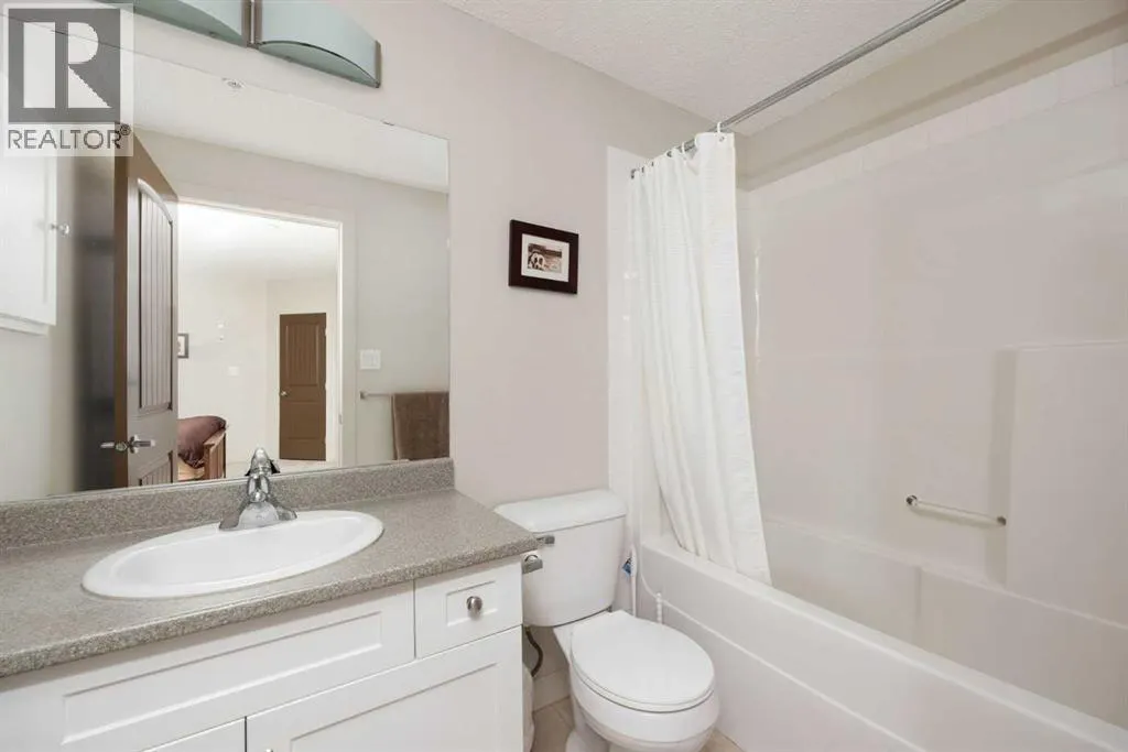 304, 136D Sandpiper Road