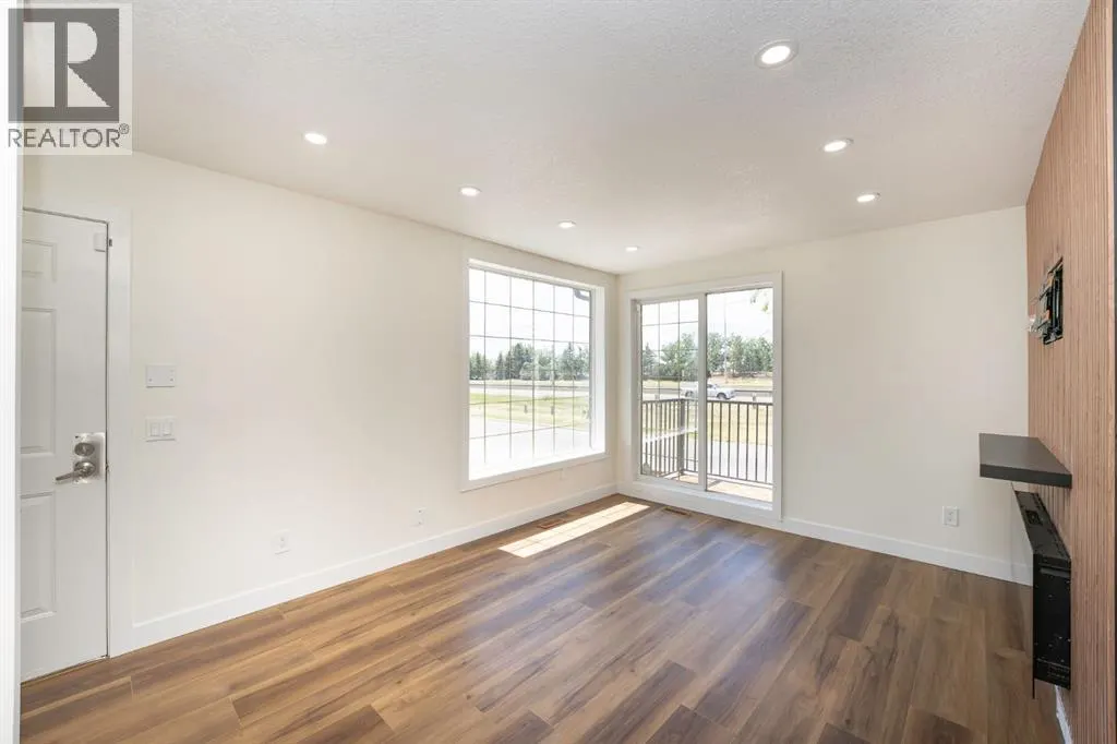 140 Whitworth Way