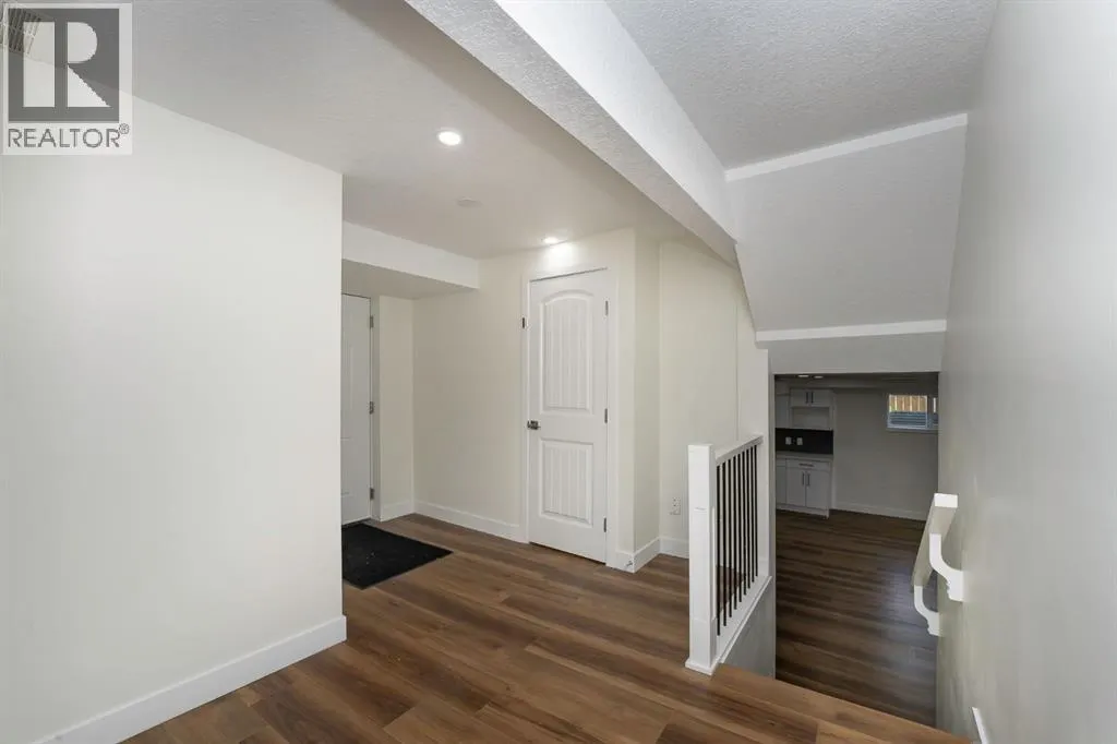 140 Whitworth Way
