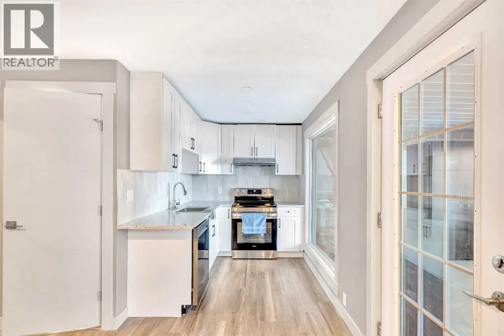 760 West Chestermere