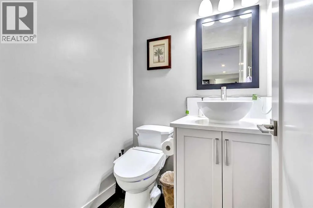 760 West Chestermere