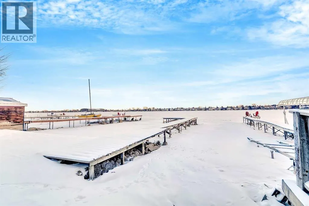 760 West Chestermere