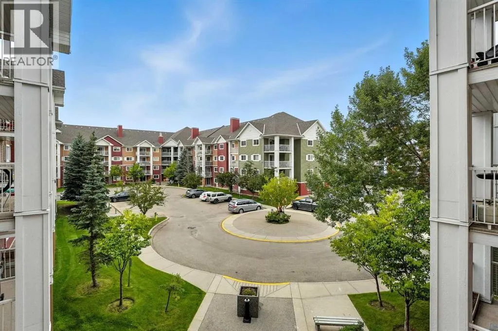 3311, 10 Prestwick Bay SE