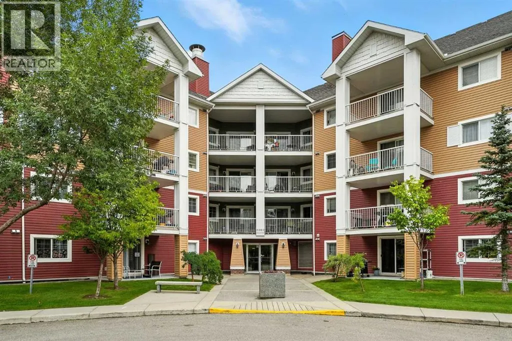 3311, 10 Prestwick Bay SE