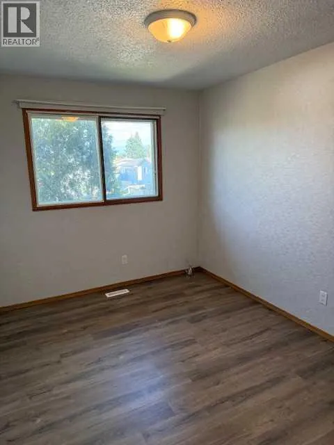 40 Cochrane Road