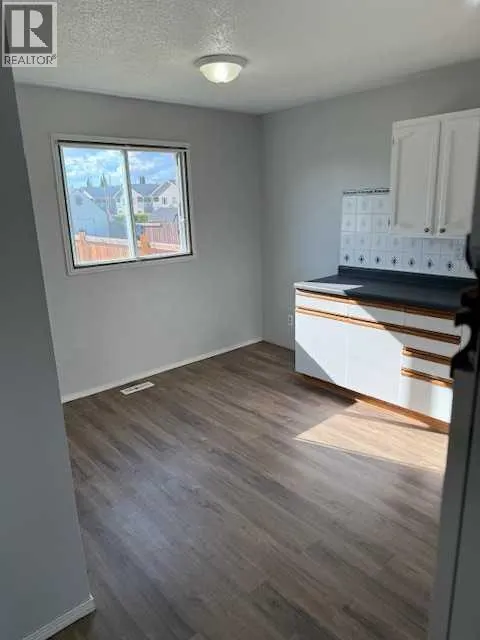 40 Cochrane Road