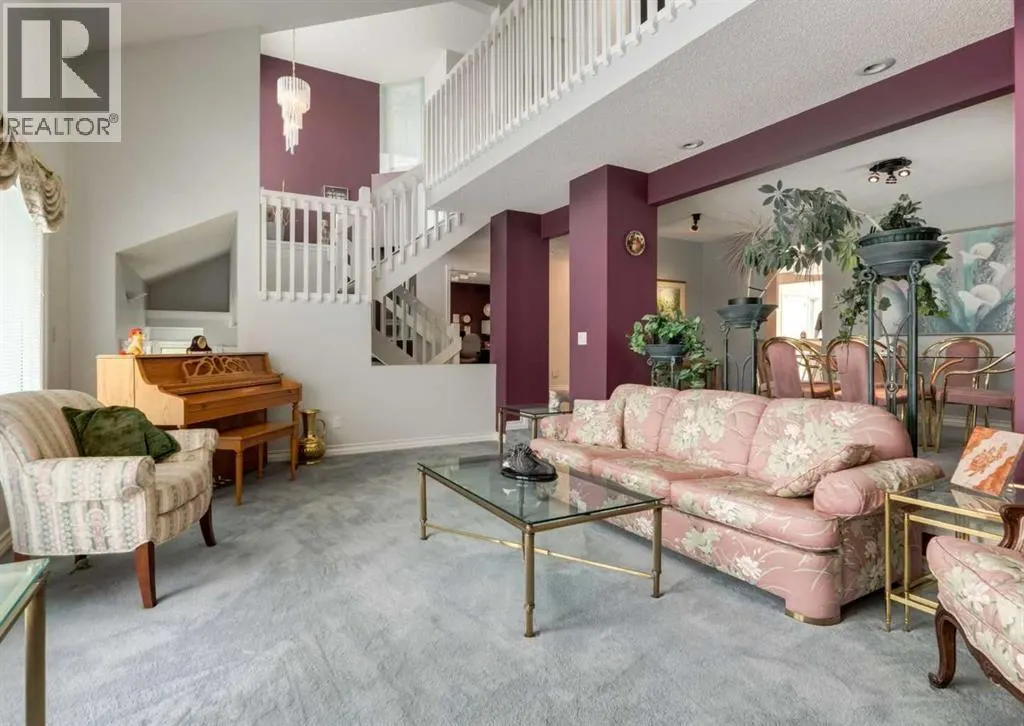164 Hawksbrow Drive NW