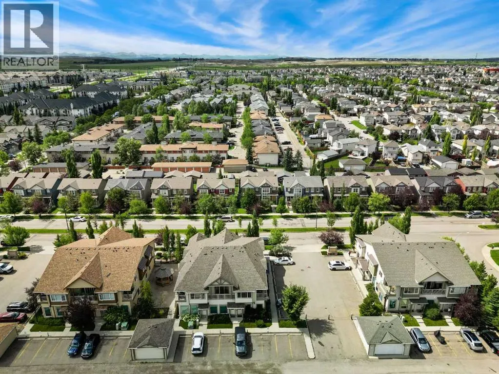 2203, 230 Eversyde Boulevard SW