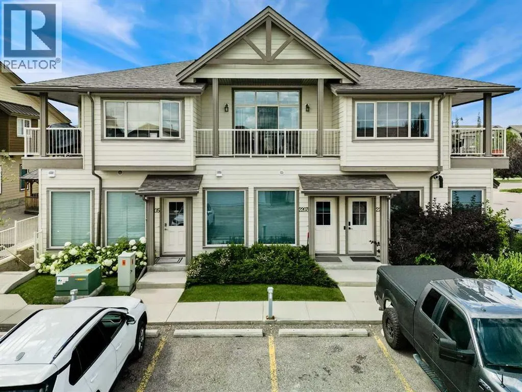 2203, 230 Eversyde Boulevard SW
