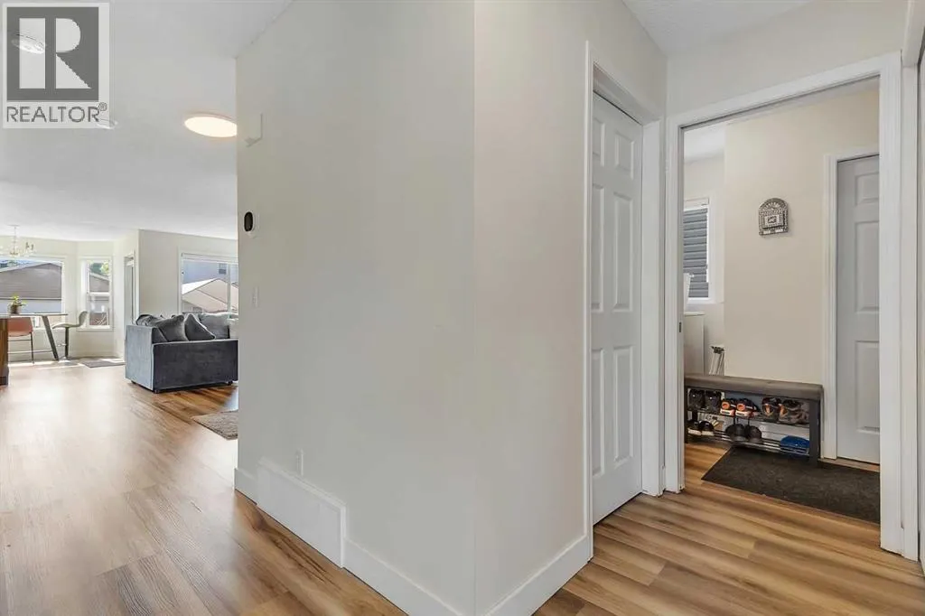 53 Marths Haven Green NE