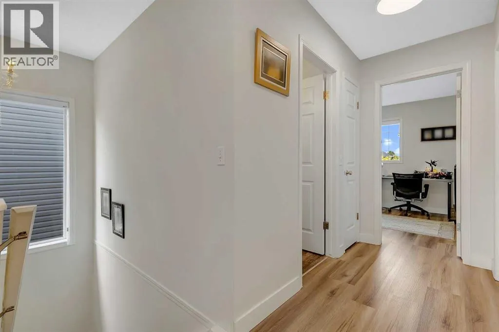 53 Marths Haven Green NE