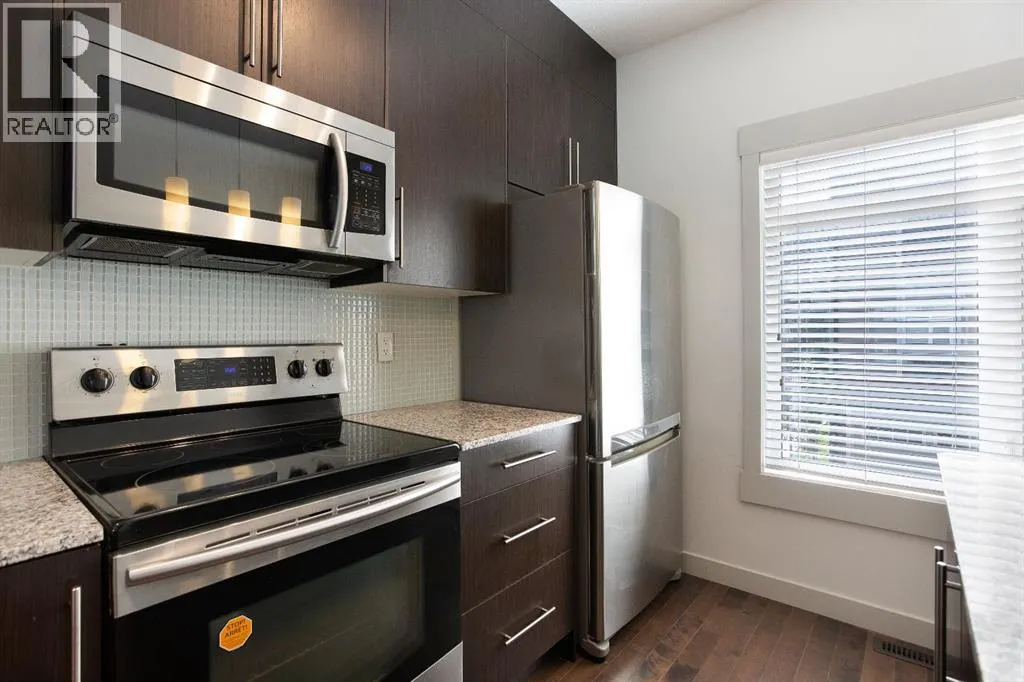 21 Skyview Point Link NE