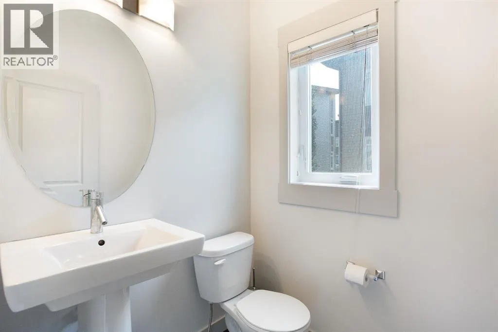 21 Skyview Point Link NE