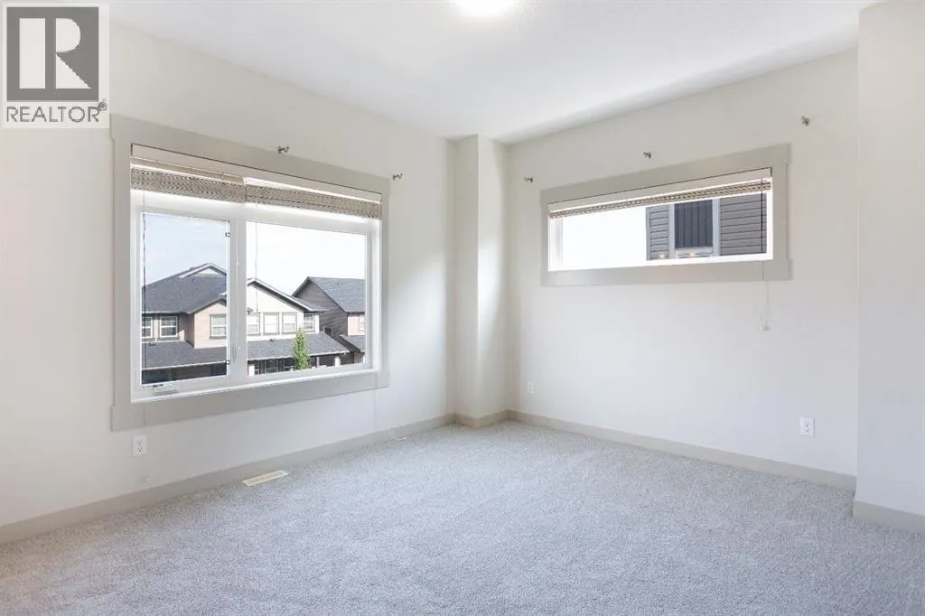 21 Skyview Point Link NE